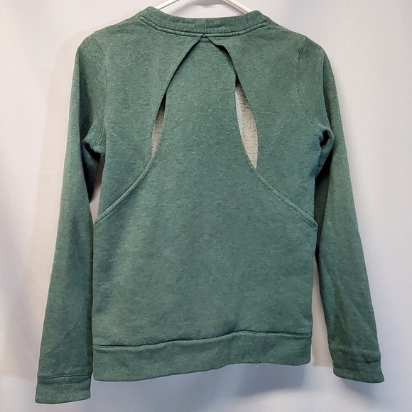 Lululemon Athletica Cut-Out Back Sweatshirt - Picture 9 of 9